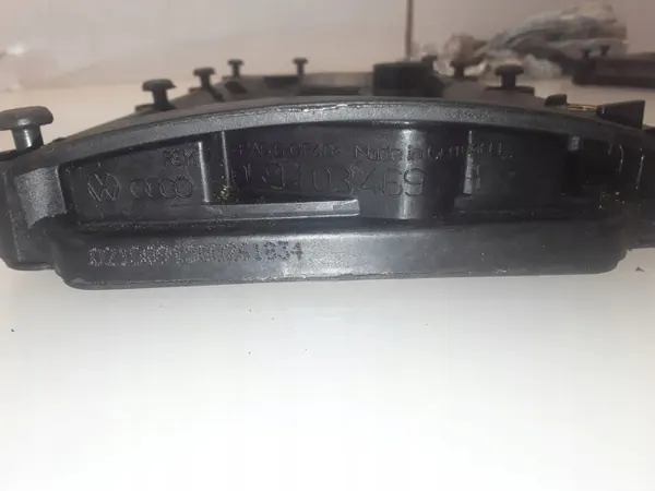 Nokka-ajan seuraajan kansi OEM 059103469 AUDI A6 image 3
