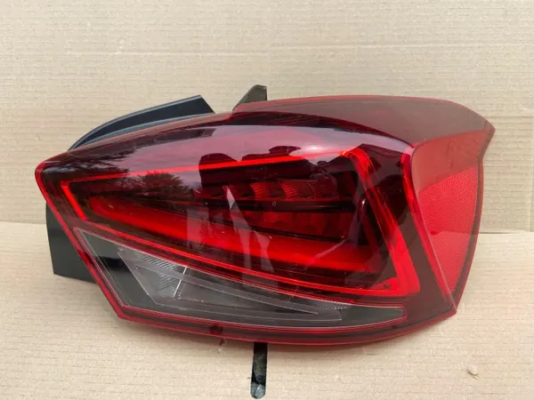 SEAT IBIZA V Höger LED baklykta röd 6F0945208H image 3