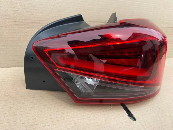 SEAT IBIZA V Höger LED baklykta röd 6F0945208H image 4