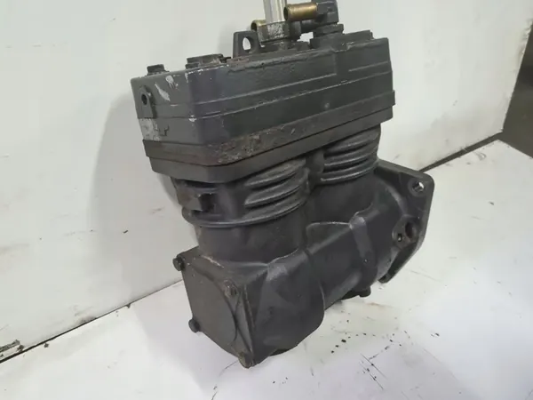 Compresseur à 2 pistons Renault Gama D DTI 8 Volvo FL D8K OEM image 4