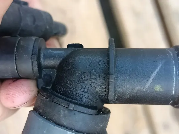 Vesiletku VW Skoda Audi 6q0121087B image 4