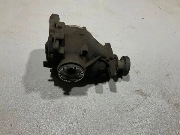 Différentiel arrière BMW 5 (E60) 7555727 4.8L 2009 image 2