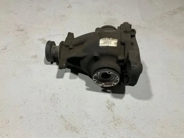 Différentiel arrière BMW 5 (E60) 7555727 4.8L 2009 image 3
