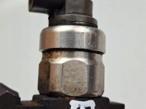 Inyector Ford OE 6C1Q-9K546-BB image 8