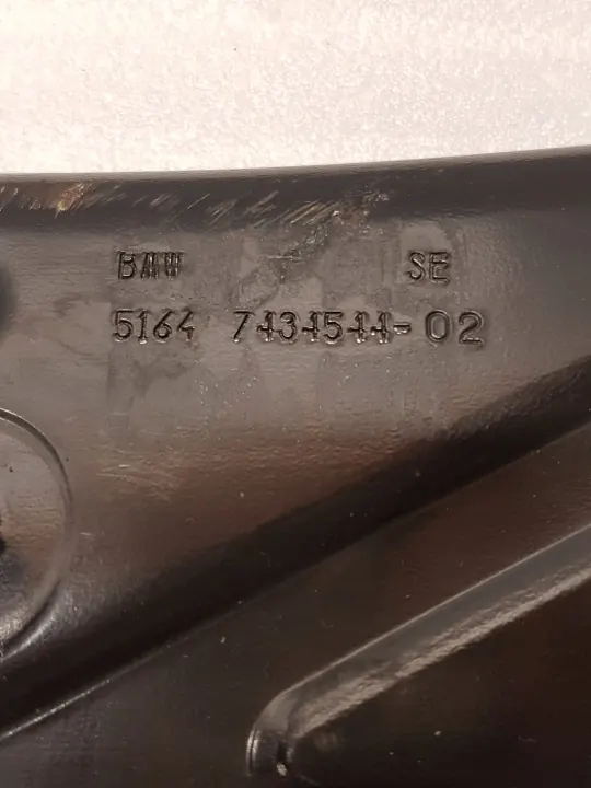 BMW X1 F48 Övre bältesförstärkning OEM 7434544 image 8