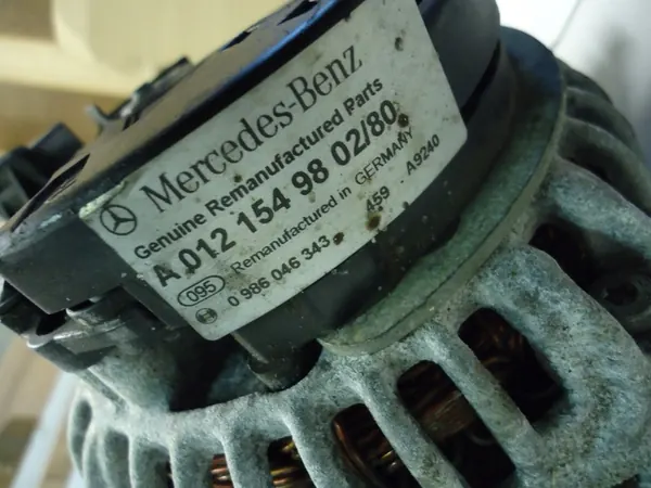 MERCEDES E W211 3.2CDI Vaihtovirtageneraattori A0121549802 image 5