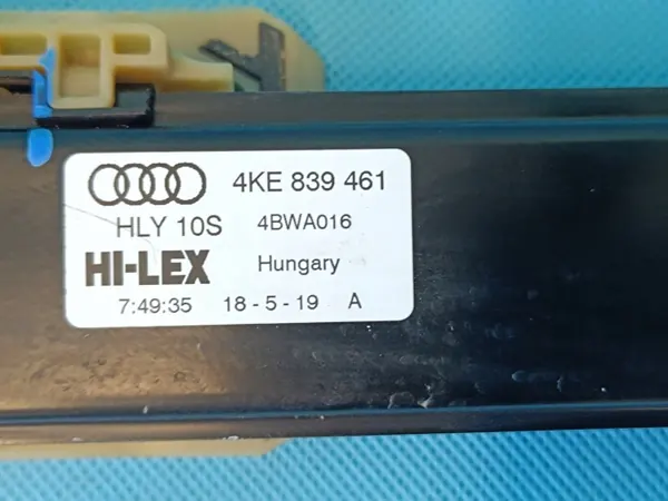 Audi Q8 e-tron vasen takaikkunanostin OEM 4KE839461 image 7