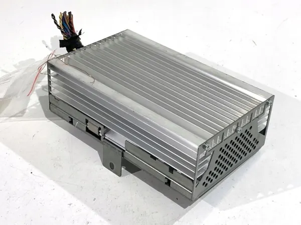 OEM 9351979 Amplificador Señal BMW F16 14-19 image 2