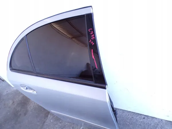 Mercedes W211 Achter Rechter Deur OEM C775 - Gebruikt image 3