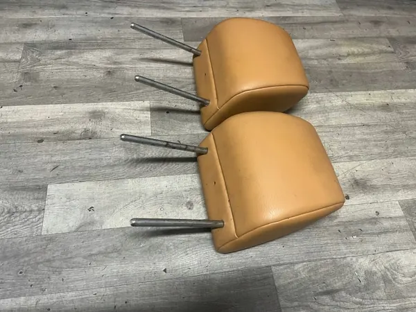 FORD FOCUS MK2 CABRIO Front Headrest OEM Leather image 4