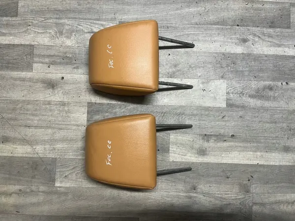 FORD FOCUS MK2 CABRIO Front Headrest OEM Leather image 5