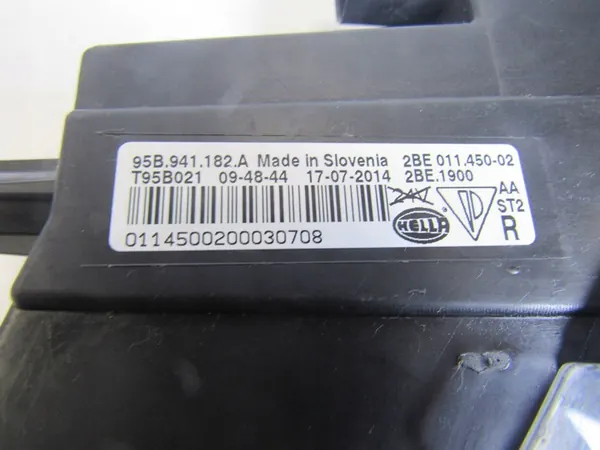 Farol de Neblina Direito Porsche Macan (95B) 95B941182A image 8