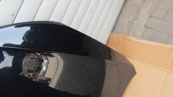 Capó LC9X VW Passat CC Levantable - Pieza OEM image 5