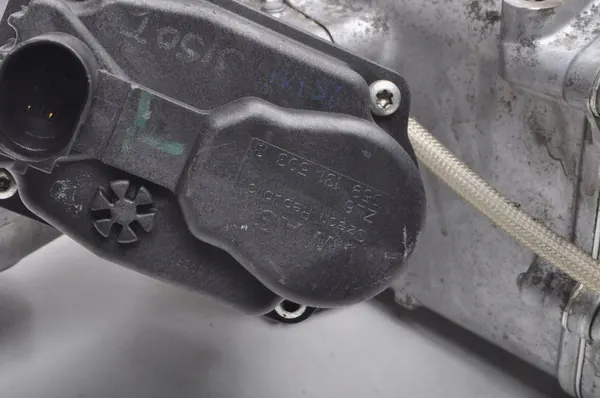 AUDI A4 A5 A8 D4 3.0 TDI Pakokaasujäähdytin 059131515BQ image 5