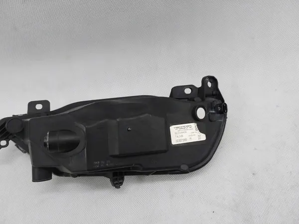 Volvo XC60 II XC90 II Farol de Neblina Direito 32337365 image 7