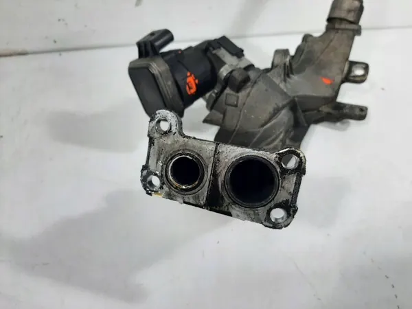 Arrefecedor válvula EGR Mercedes-Benz OEM 6111400408 image 9