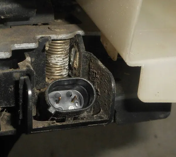 VW Transporter T5 Frontlinksperre 3B1837015AN image 3