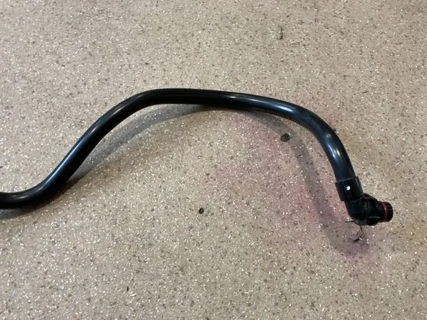 Conduit de refroidissement d'huile BMW OE OEM 8848365 image 5