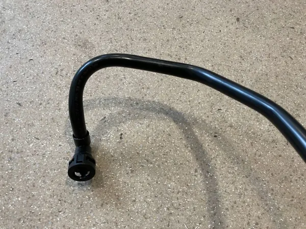 Conduit de refroidissement d'huile BMW OE OEM 8848365 image 7