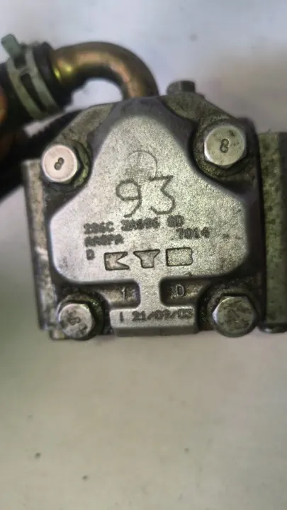 Pompe de direction OEM 2S6C3A696GF Ford Fiesta image 3