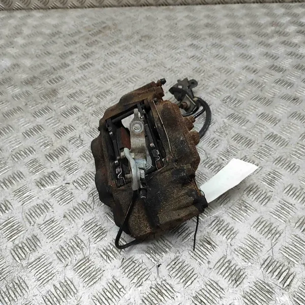 Vasen etujarrusatula Toyota Land Cruiser (BJ70) image 4