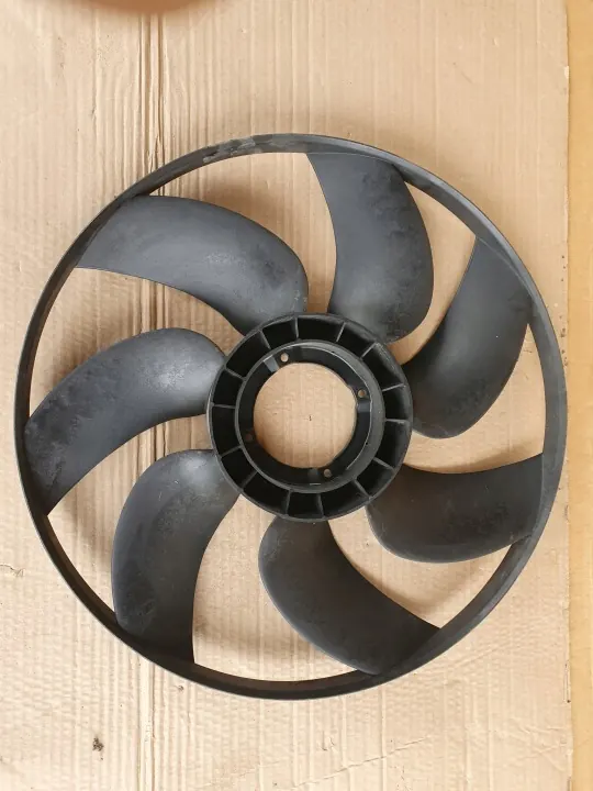 Mercedes A203 ventilatorblad - Gebruikt OEM-onderdeel image 3