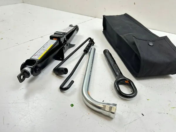 Verktygsset Volkswagen ID.4 4H0805615A image 7