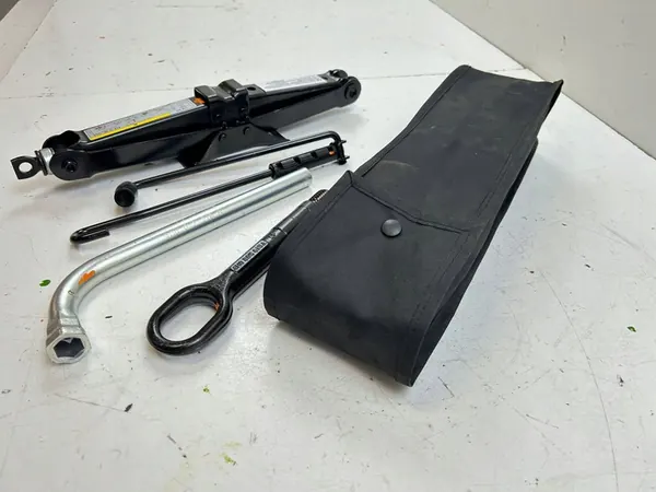 Verktygsset Volkswagen ID.4 4H0805615A image 8