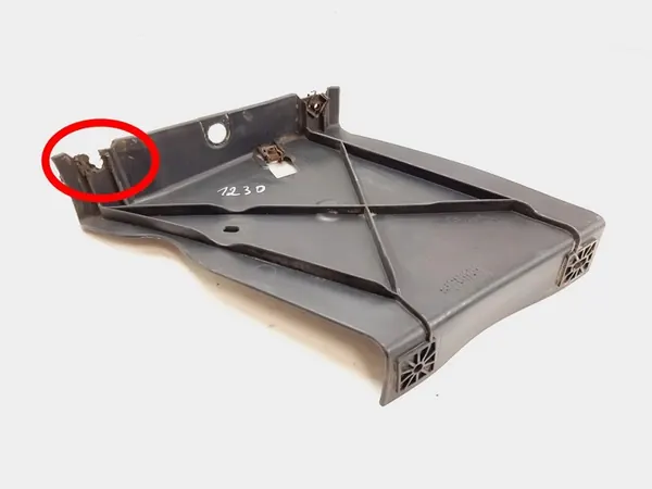 TRAFIC III VIVARO B MOTOR UNDERBODYSKYDD VÄNSTER 508436495R image 6