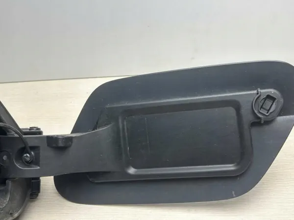 Bränsletankslock OEM 5H0809857D för VW Golf VIII image 6