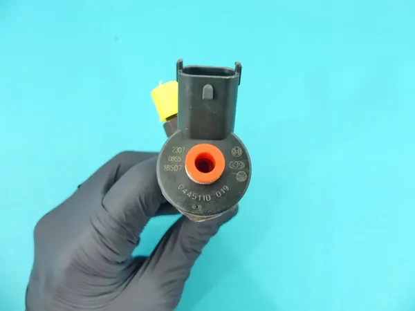 Inyector Fiat Punto II 1.9 JTD image 2