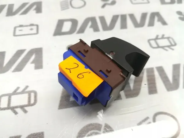 Kofferraum-Schalter vorne 2011 3AA959831 image 2