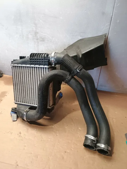 Intercooler OEM 9675627980 para Peugeot 308/3008/5008 image 2