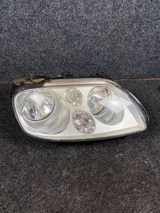 VW Touran I Rechter voorlamp OEM 1T0941006F image 2