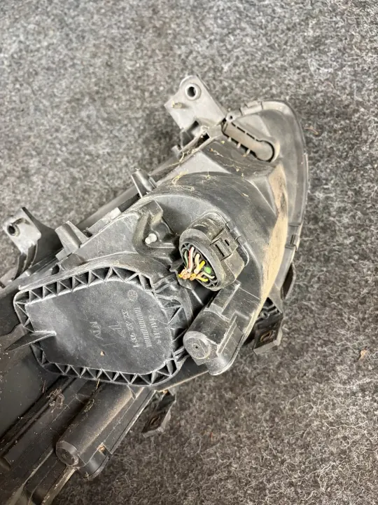 VW Touran I Rechter voorlamp OEM 1T0941006F image 10