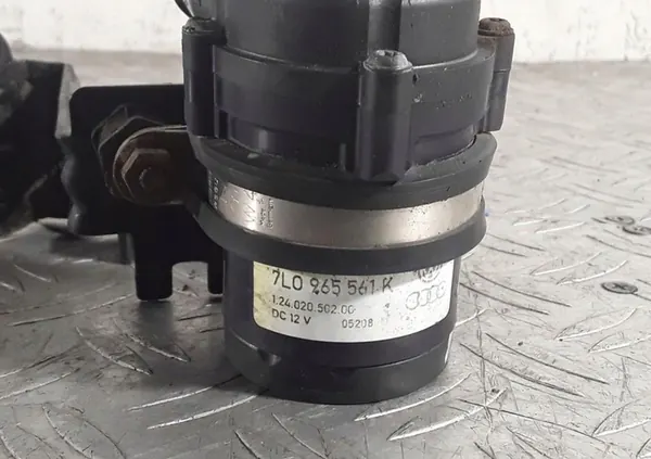 Porsche Cayenne (9PA) Vattencirkulationspump image 5