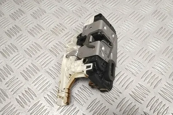 Höger bakdörrlås MERCEDES-BENZ 2014 image 3