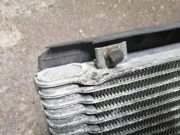 Radiateur intercooler OEM 281904A005 pour Hyundai H-1/Starex image 5
