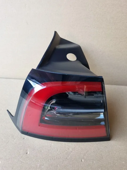 Bakljus Tesla Model Y, OEM T31.1JLD image 3