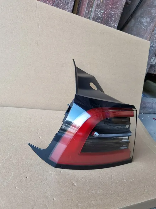 Bakljus Tesla Model Y, OEM T31.1JLD image 4