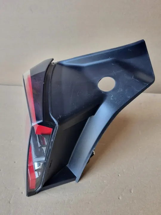 Bakljus Tesla Model Y, OEM T31.1JLD image 8