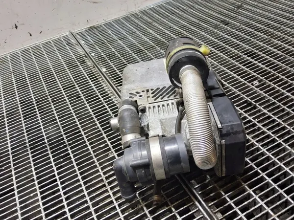 Käytetty Webasto pysäköintilämmitys OEM XH429J294CA image 6