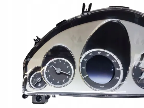 Mercedes E-Klasse W212 W207 2.2 CDI Instrumententafel OEM image 3