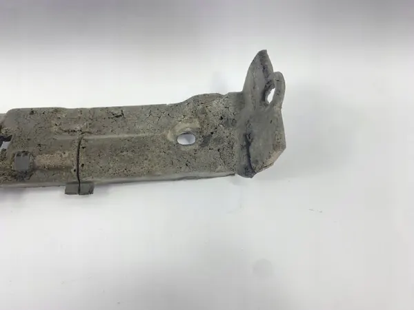 OEM PODSZYBIE/SDV10139 Lämpösuoja Mercedes W124:lle image 6
