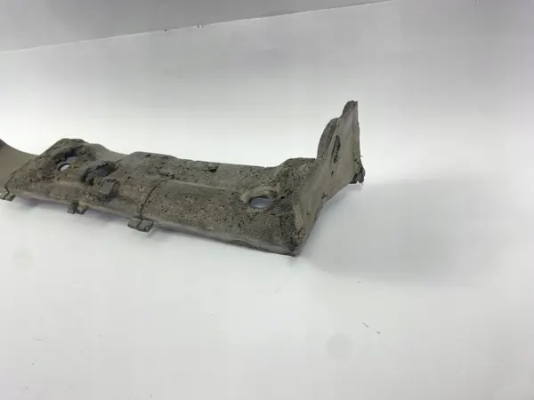OEM PODSZYBIE/SDV10139 Lämpösuoja Mercedes W124:lle image 7