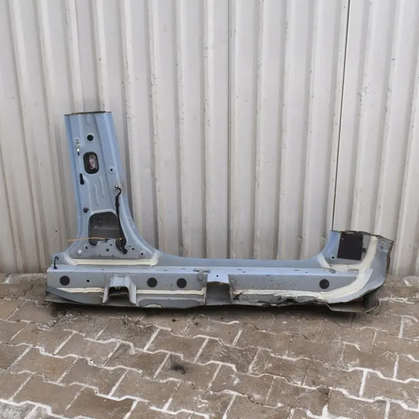 Soleira dianteira esquerda OEM 71110-Q0900 para Hyundai i20 image 4