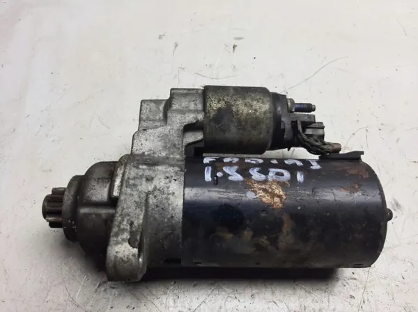 Motor de arranque OEM 7106490 para Skoda Fabia I 1.9 SDI image 2
