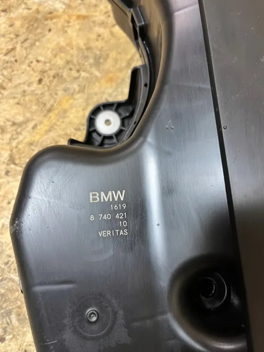 AdBlue-säiliö OEM 8740421 BMW 1-sarja F70 image 9