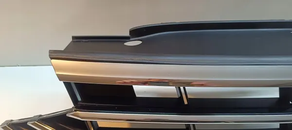 Grille de pare-chocs avant VW Passat B8 Lift R-Line OEM 3G0853651DJ image 3
