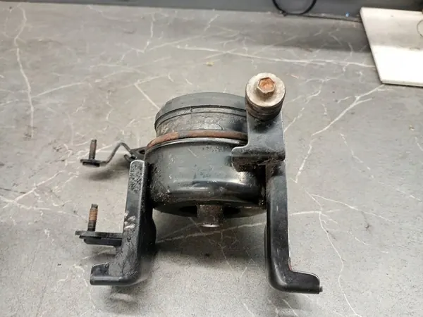 Supporto Motore Anteriore TOYOTA COROLLA VERSO (_E12_) 1230527020 image 6